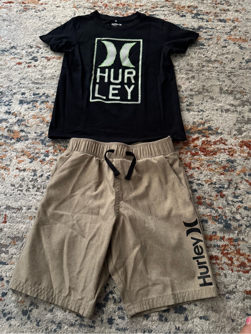 Hurley Black Tee with Tan Logo Shorts Set